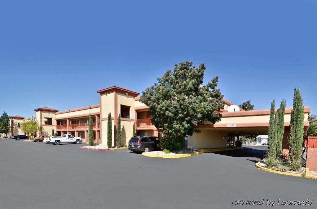 Western Executive Motel